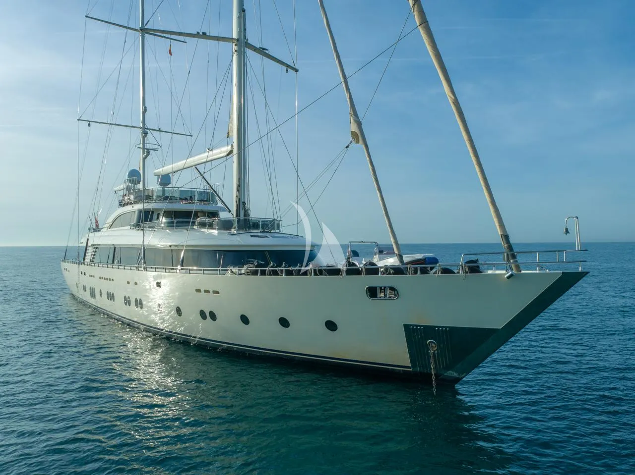 ARESTEAS Charter Yacht