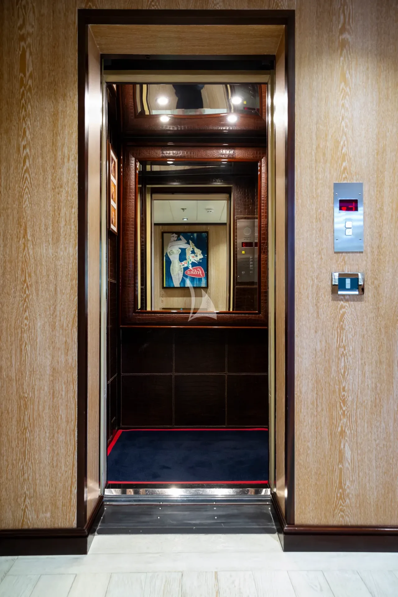 FORCE BLUE Charter Yacht