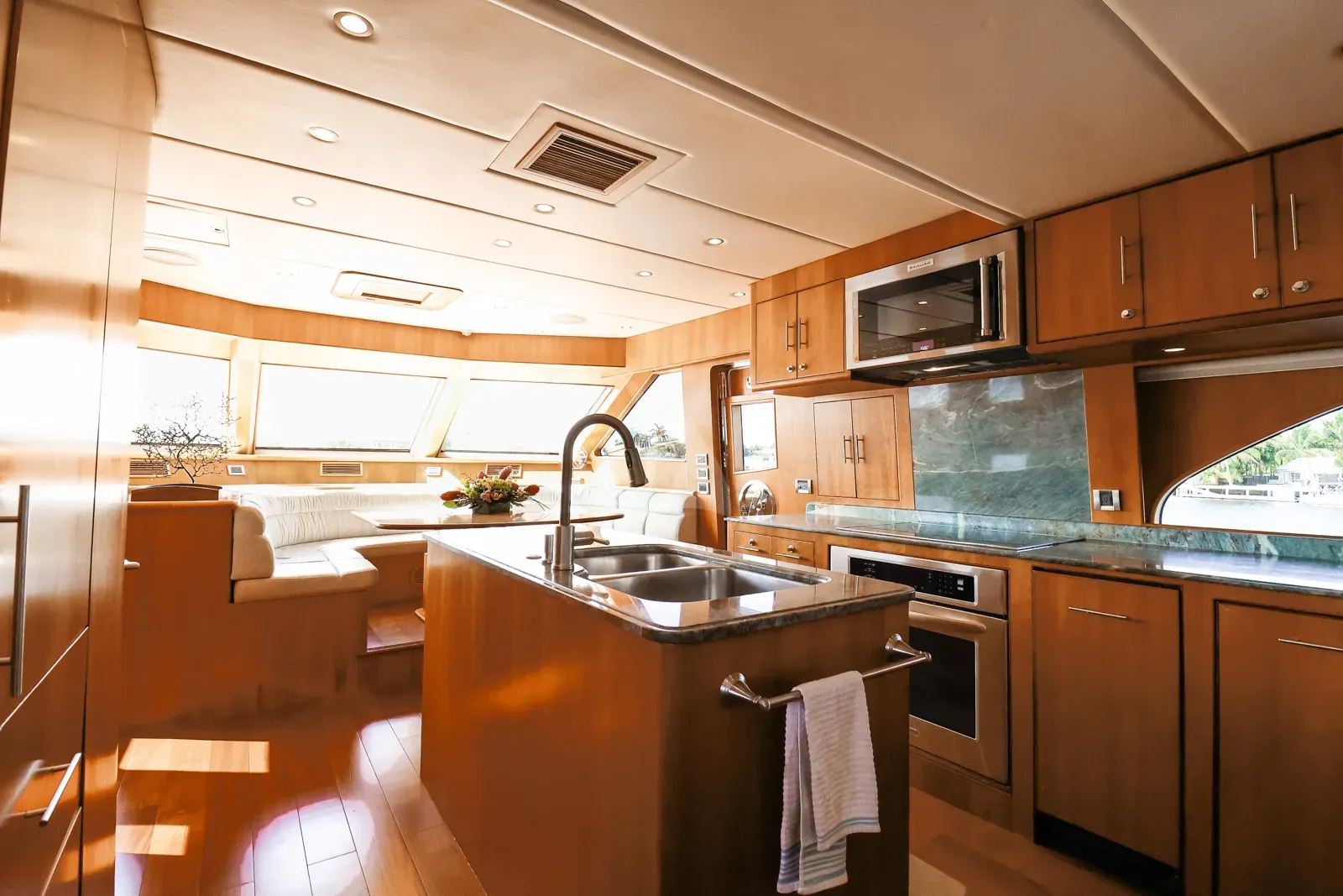 Andiamo Charter Yacht