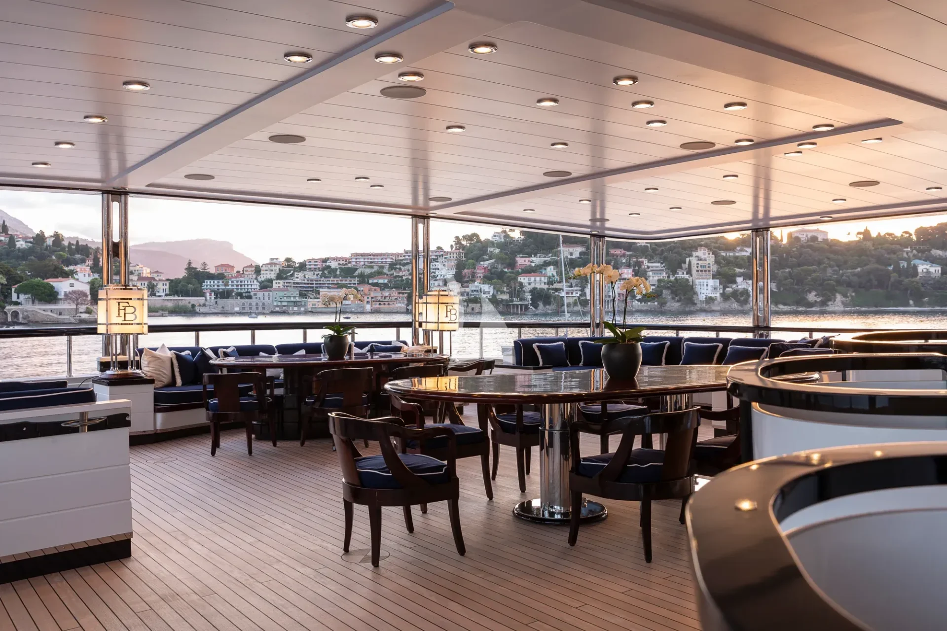 FORCE BLUE Charter Yacht