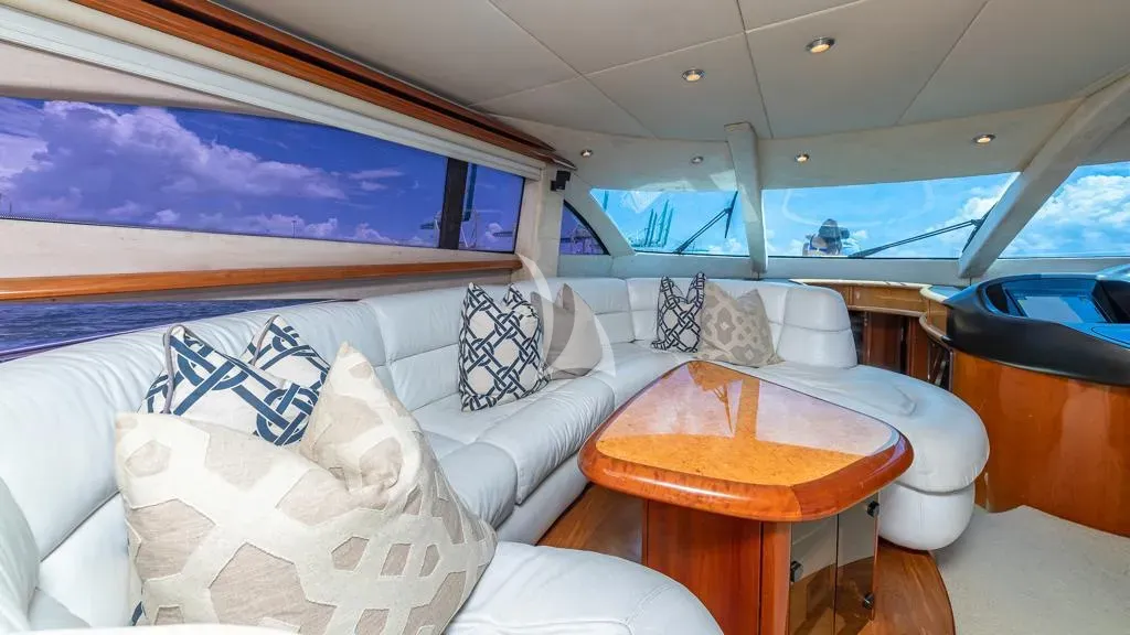 Giuli Charter Yacht