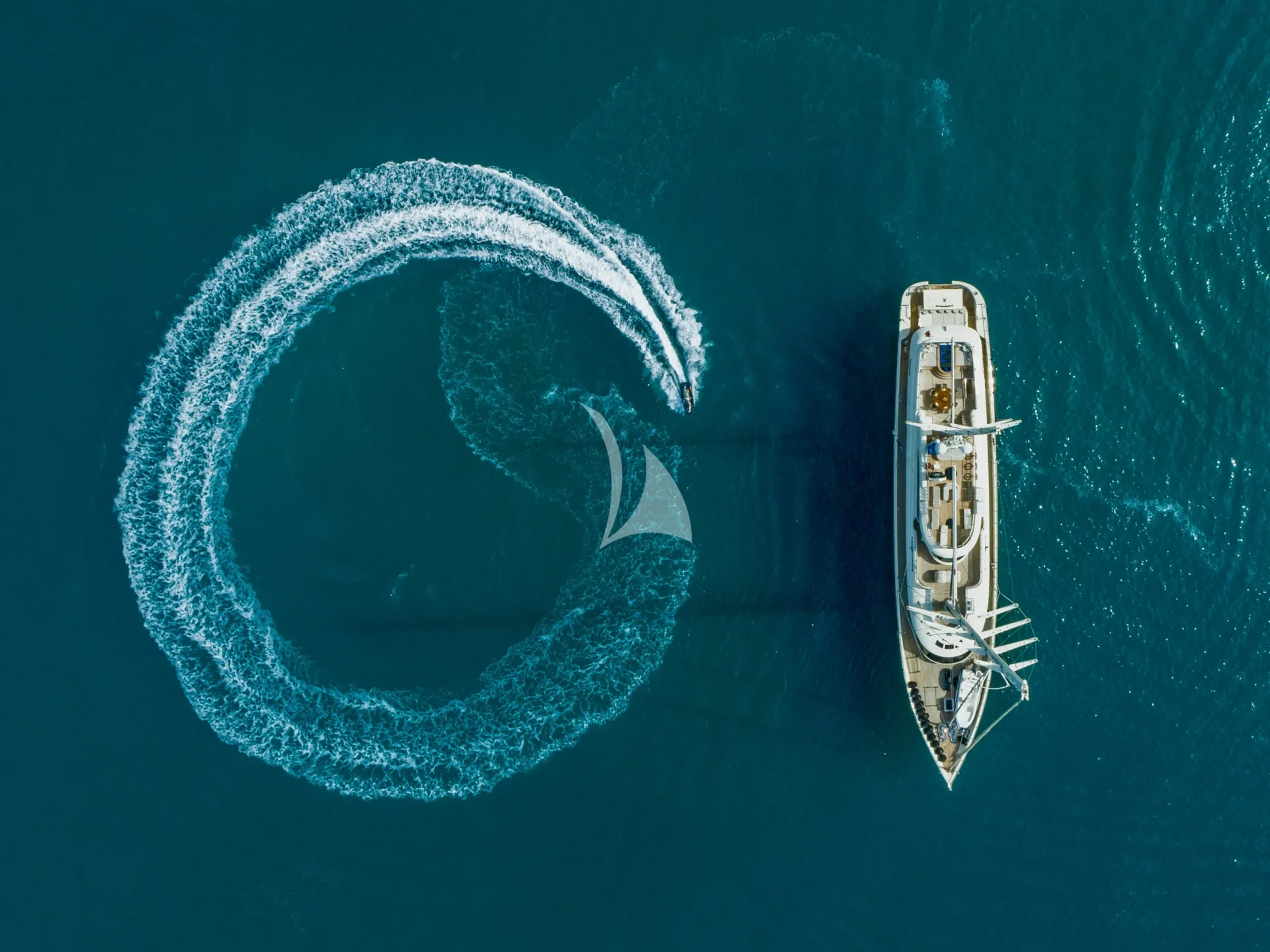 ARESTEAS Charter Yacht