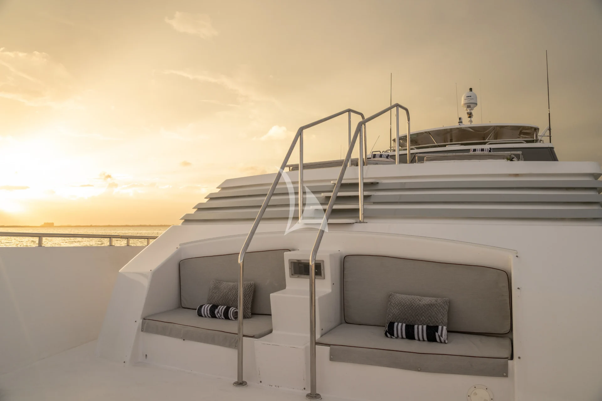 MARY KATHLENE Charter Yacht