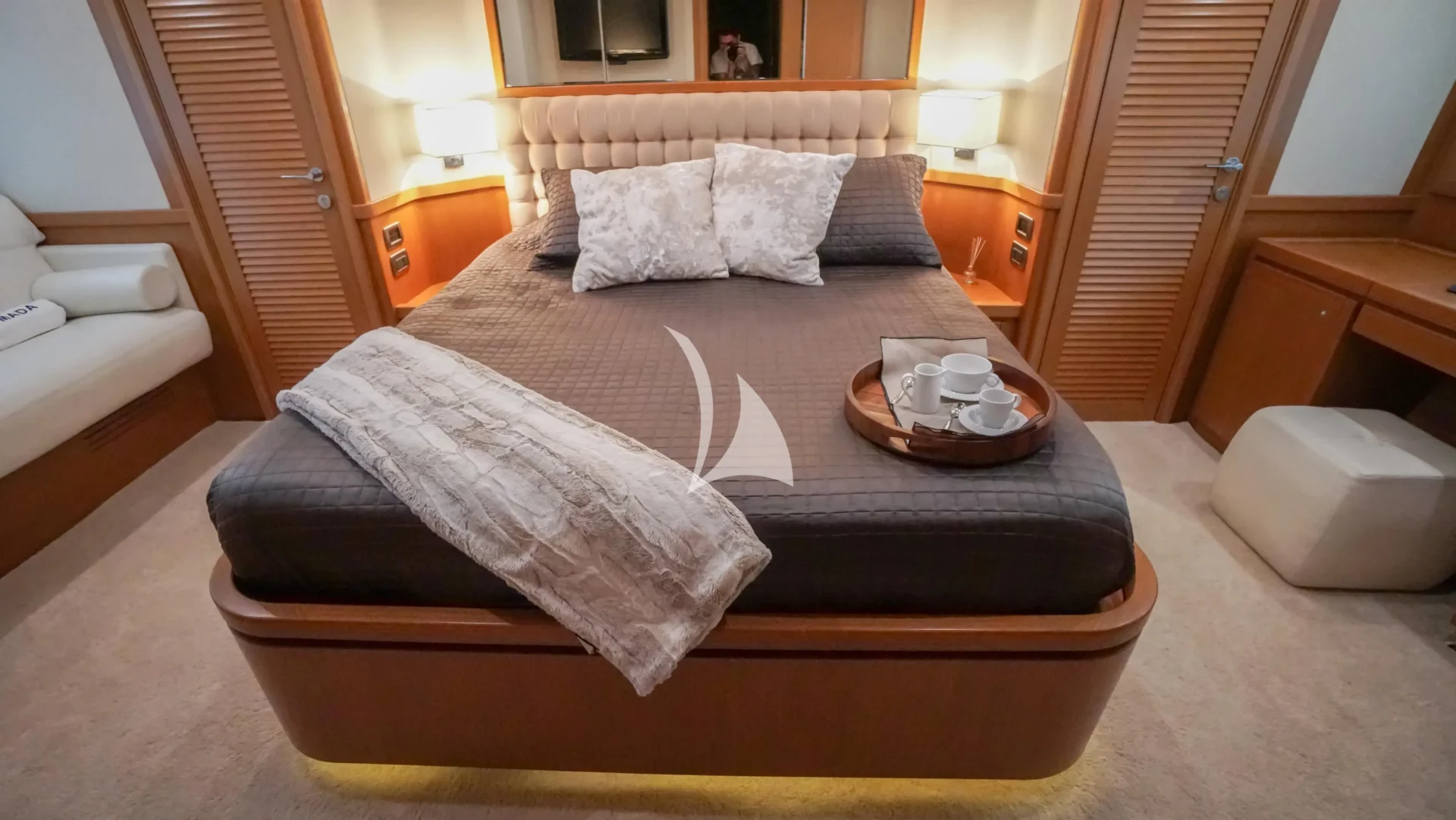 NOMADA Charter Yacht