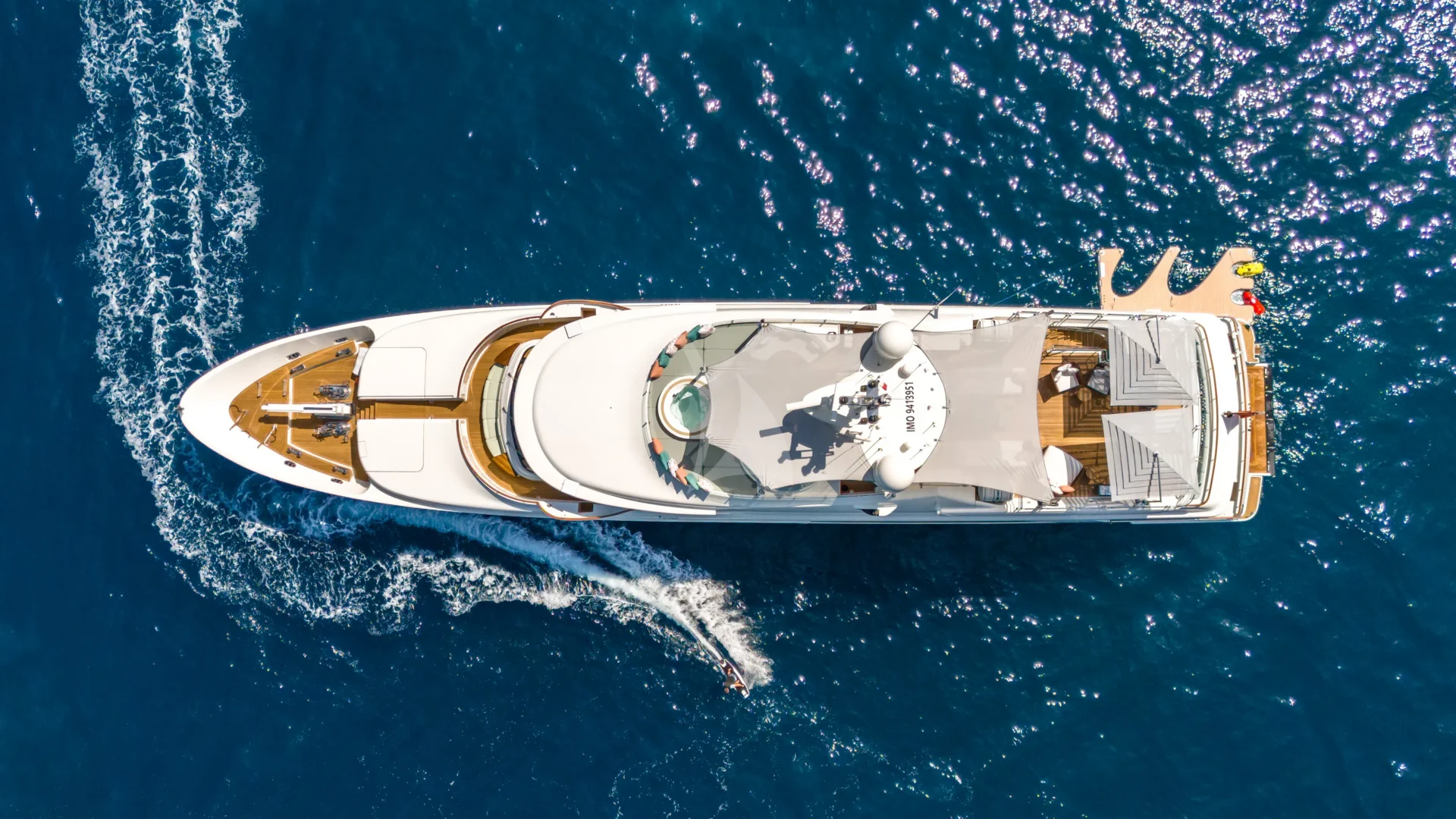 HANA Charter Yacht