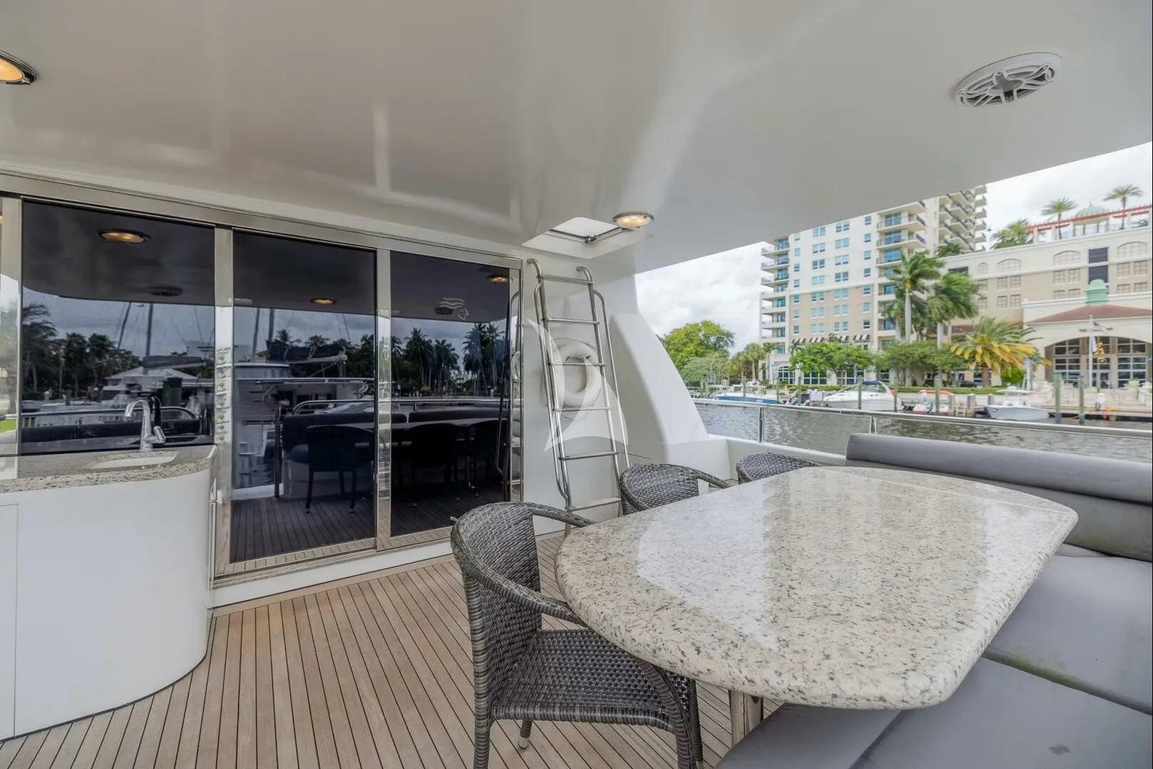 Afforded Leisure Charter Yacht