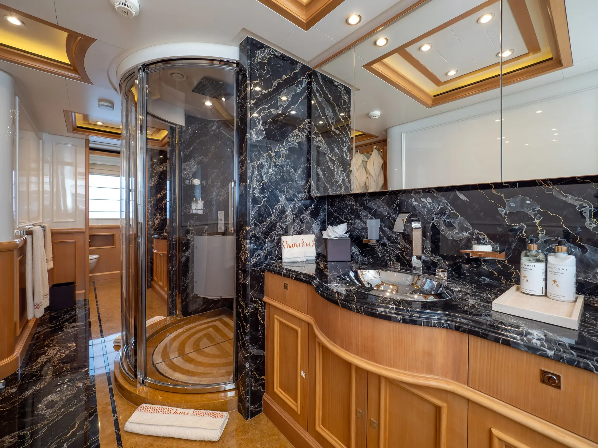 HANA Charter Yacht