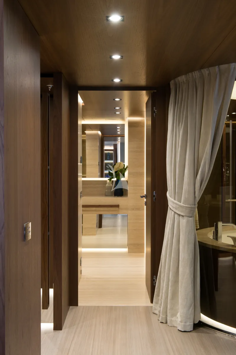 UTOPIA IV Charter Yacht
