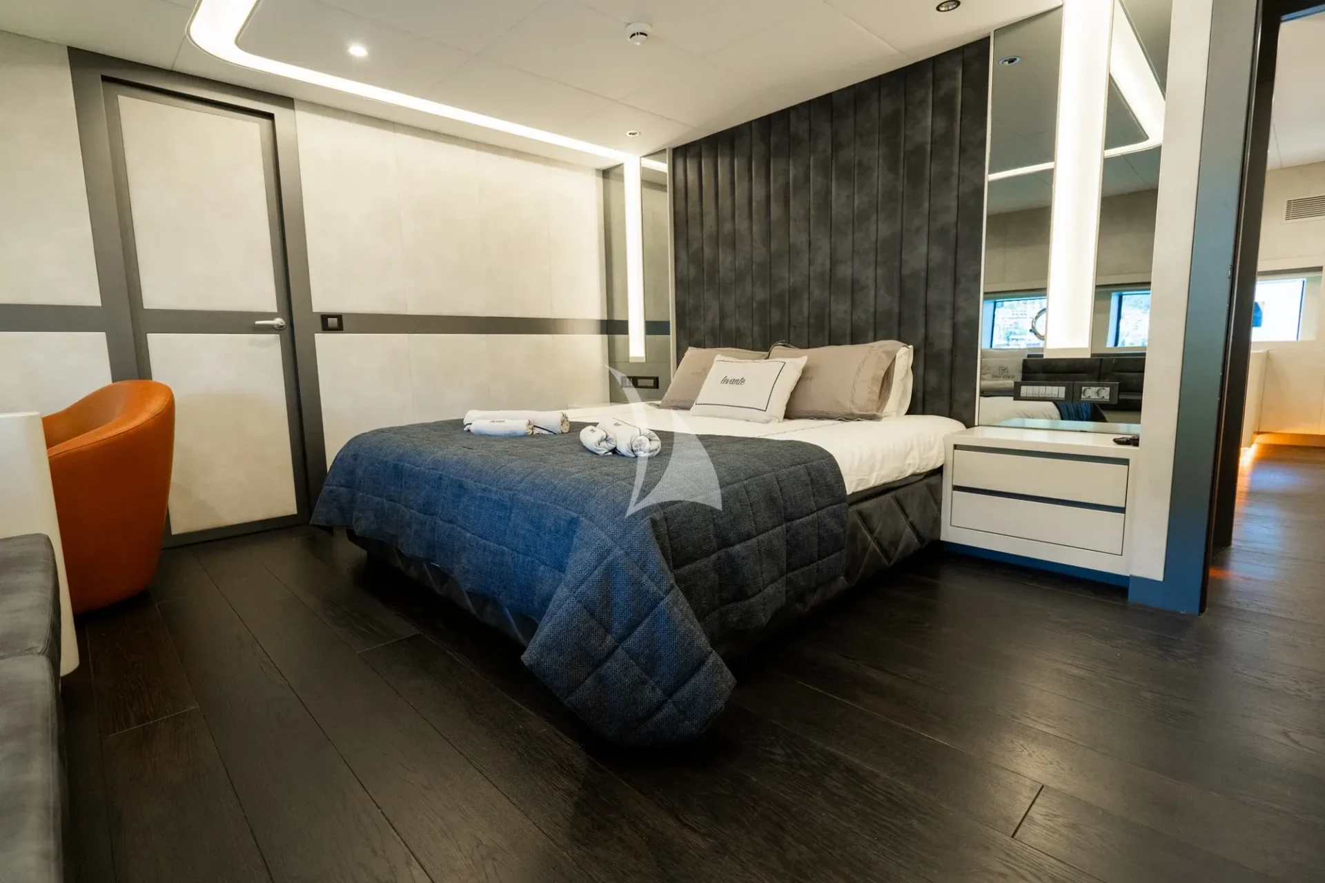 North Wind Charter Yacht