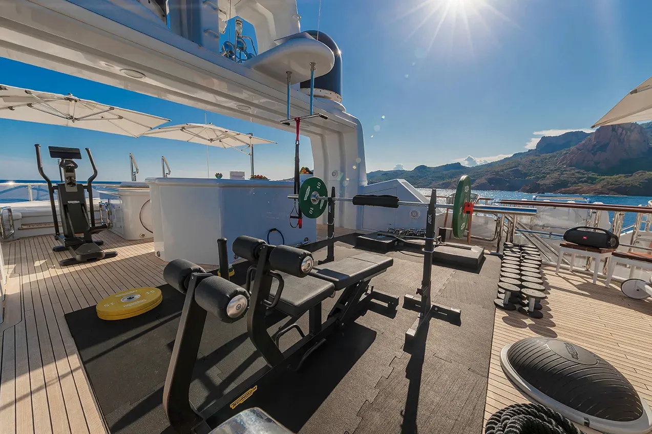 FRIENDSHIP Charter Yacht