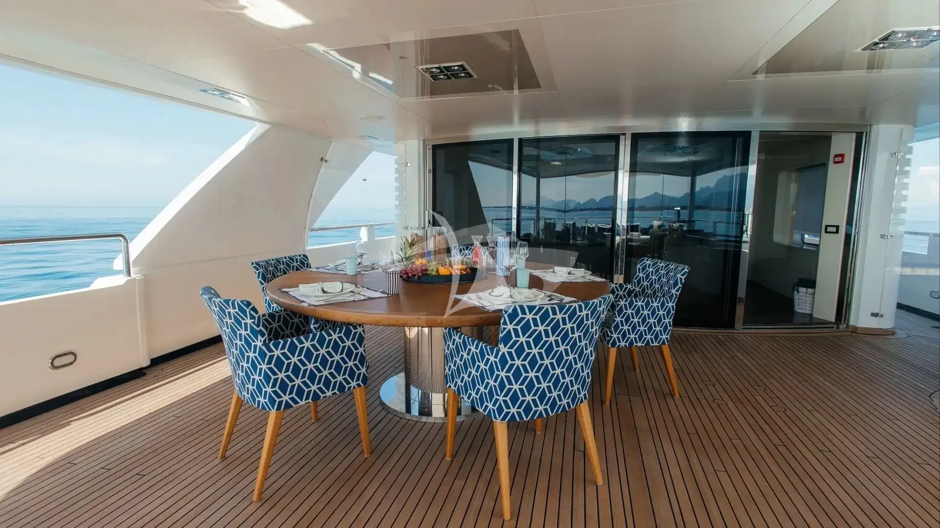 LADY IN BLUE Charter Yacht
