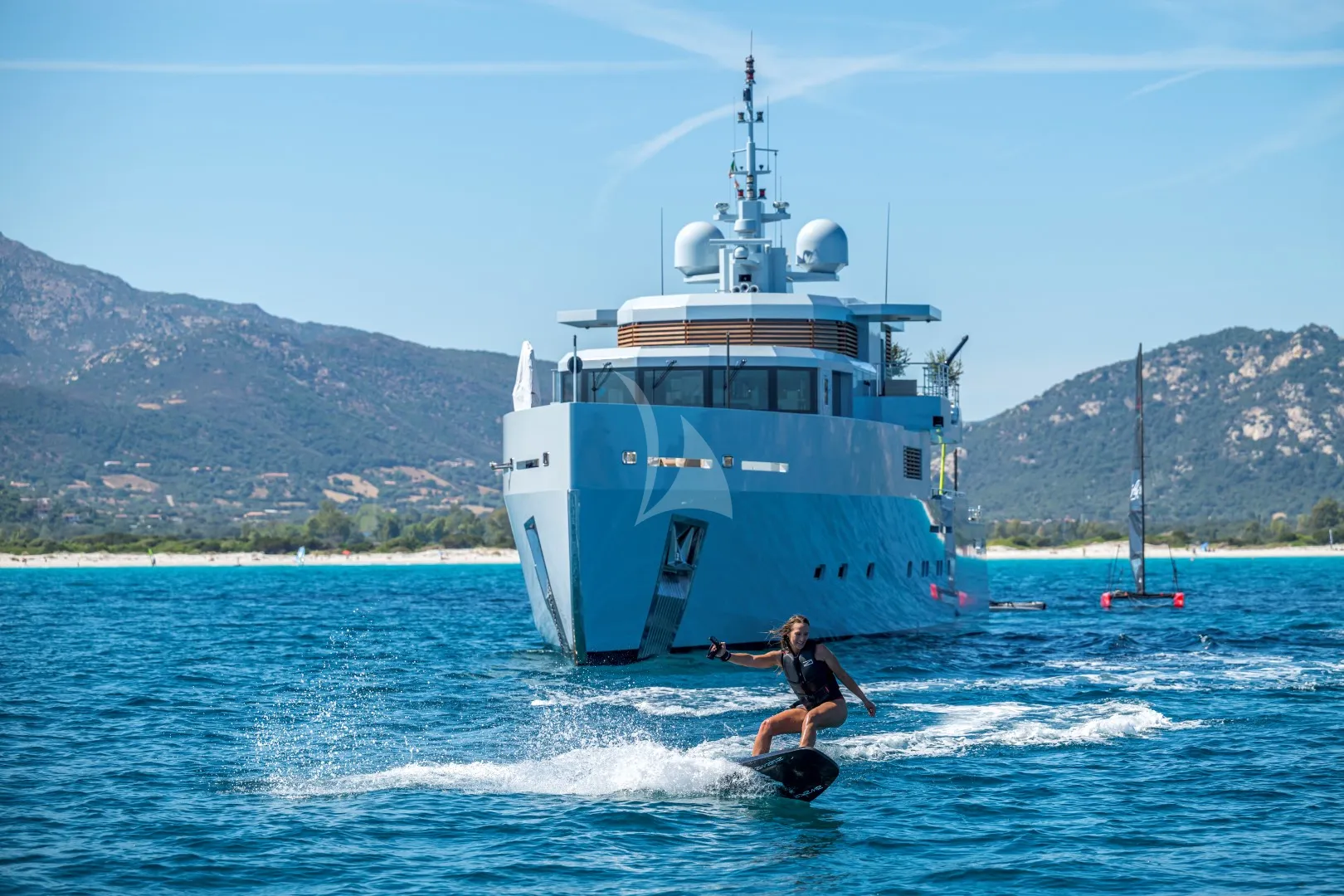 CALADAN Charter Yacht