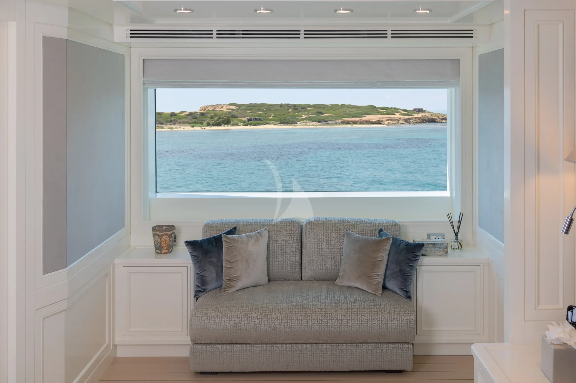 BOJI Charter Yacht