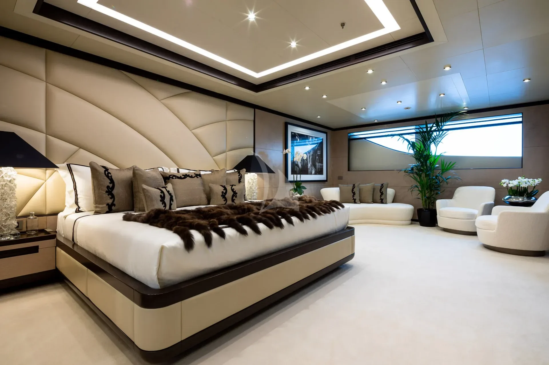 TRIUMPH Charter Yacht