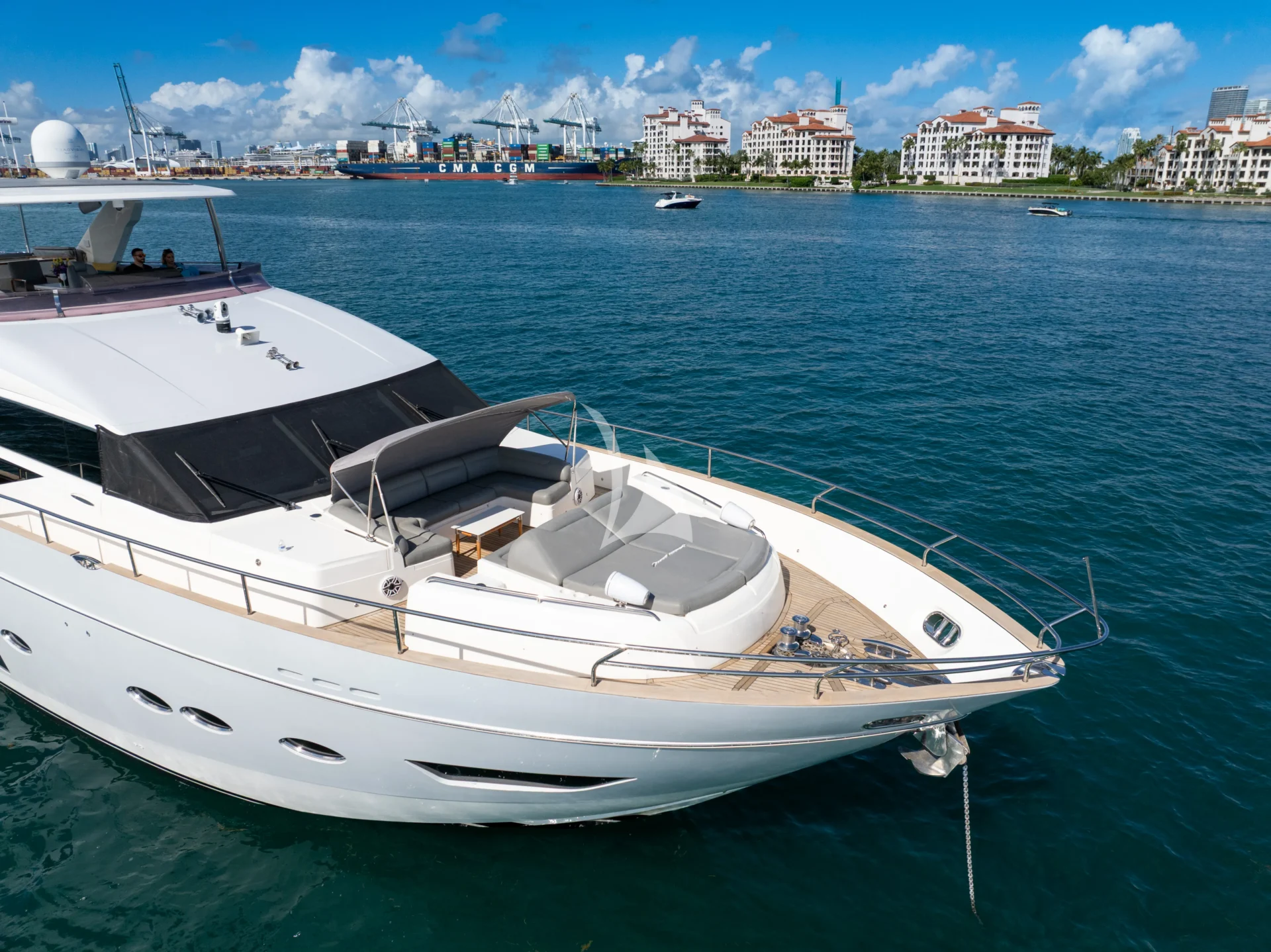 FREEDOM Charter Yacht