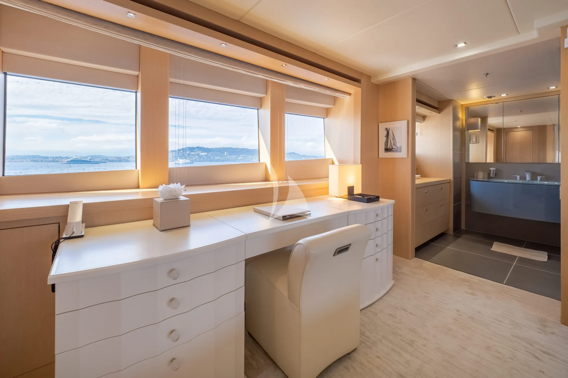 ARADOS Charter Yacht
