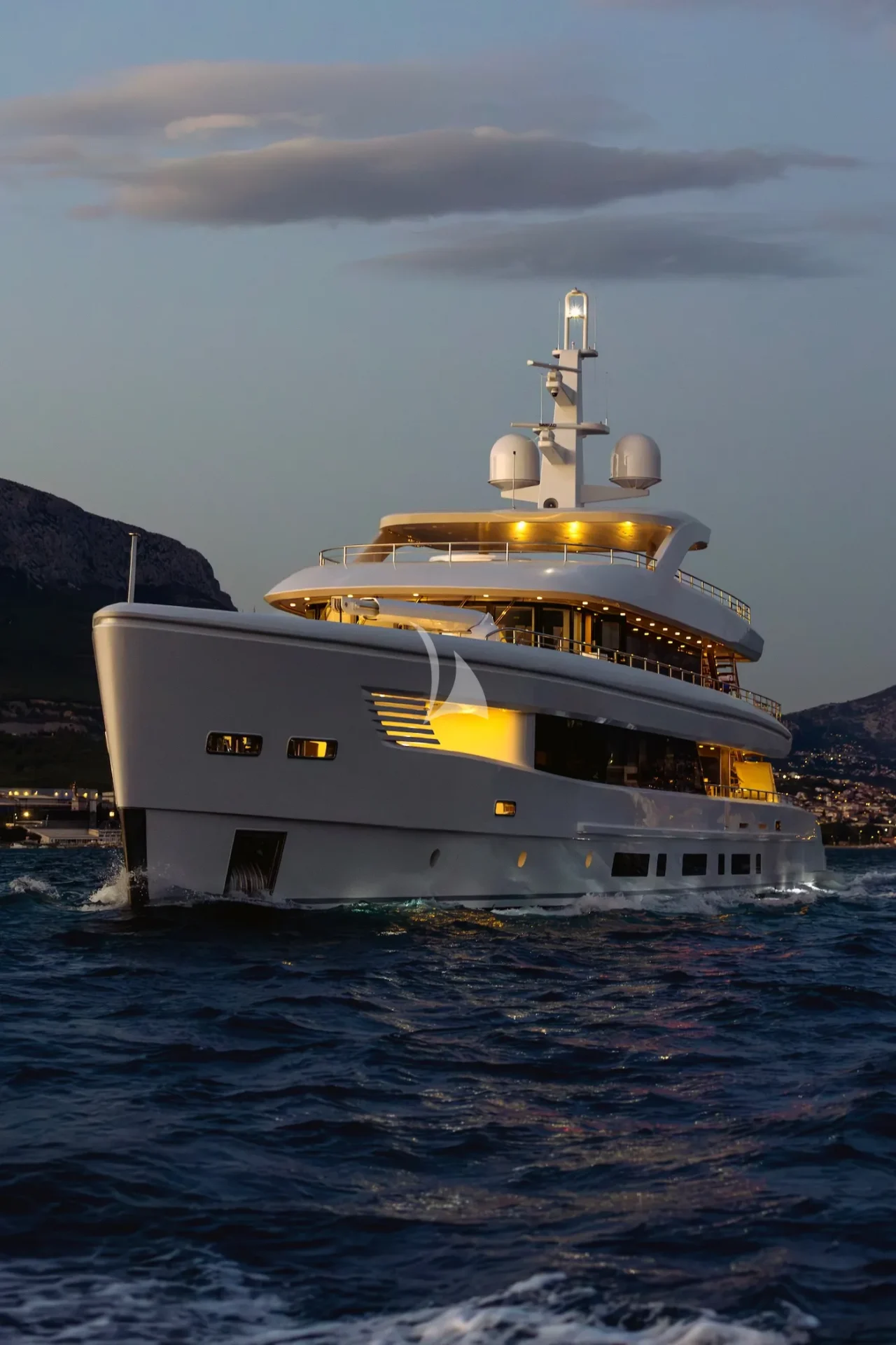 ORIY Charter Yacht