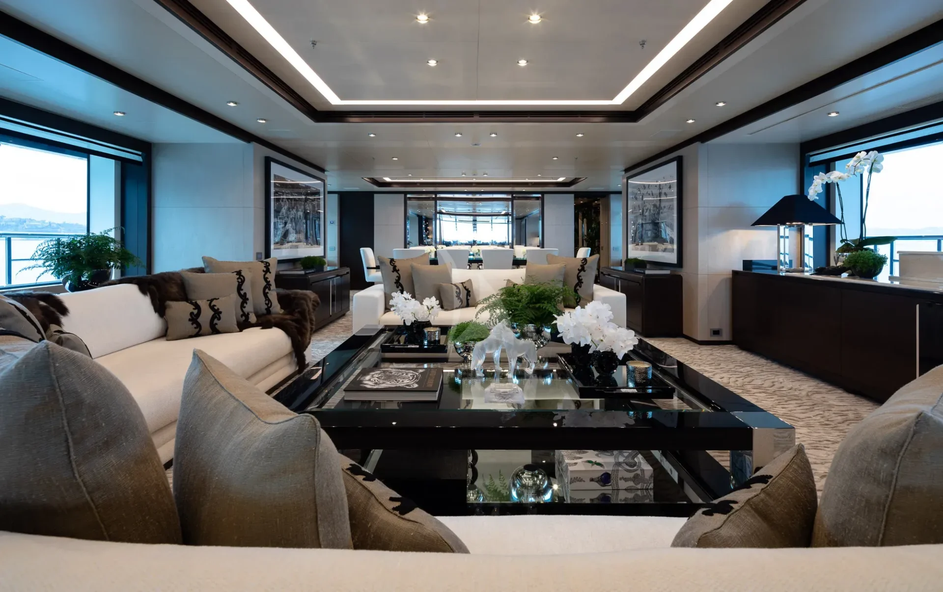 TRIUMPH Charter Yacht