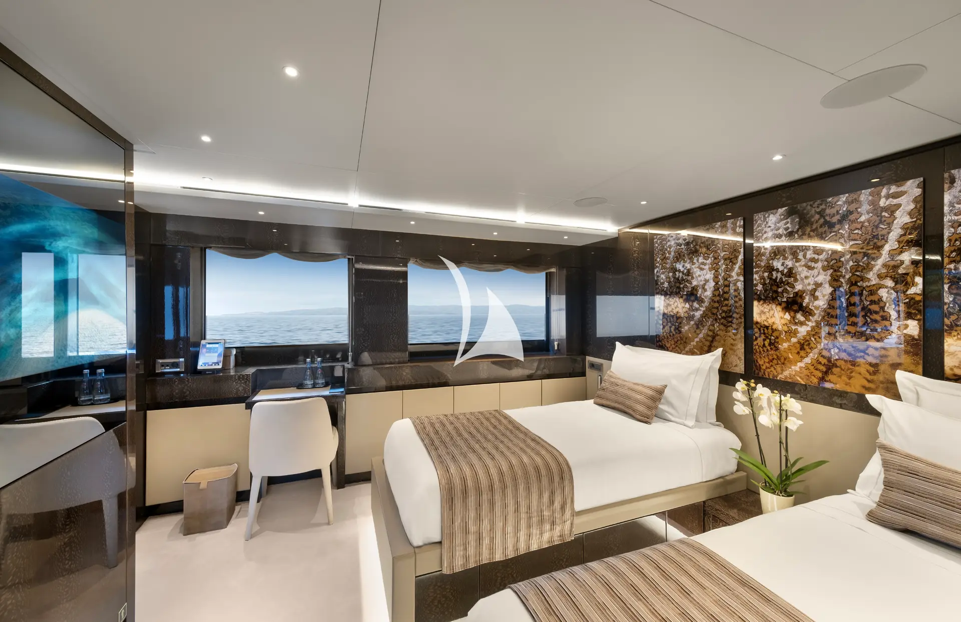MY EDEN Charter Yacht
