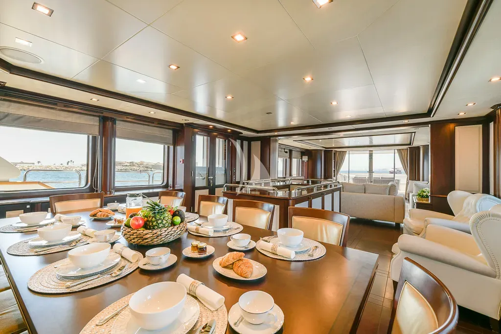ELENA NUEVE Charter Yacht