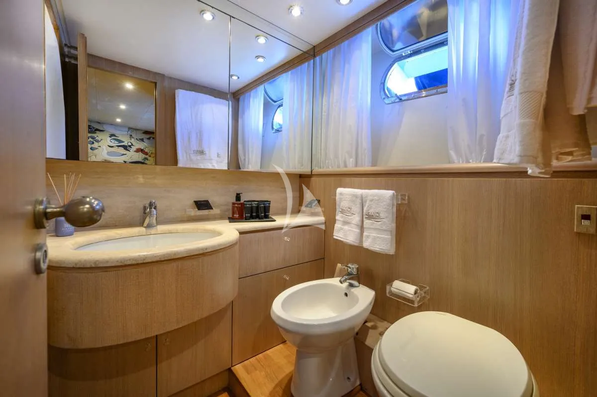 SANDI IV Charter Yacht