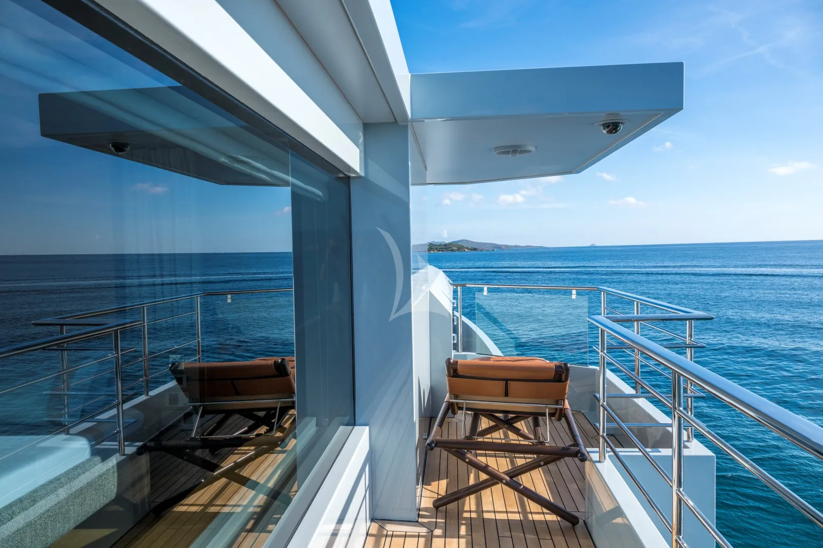 CALADAN Charter Yacht