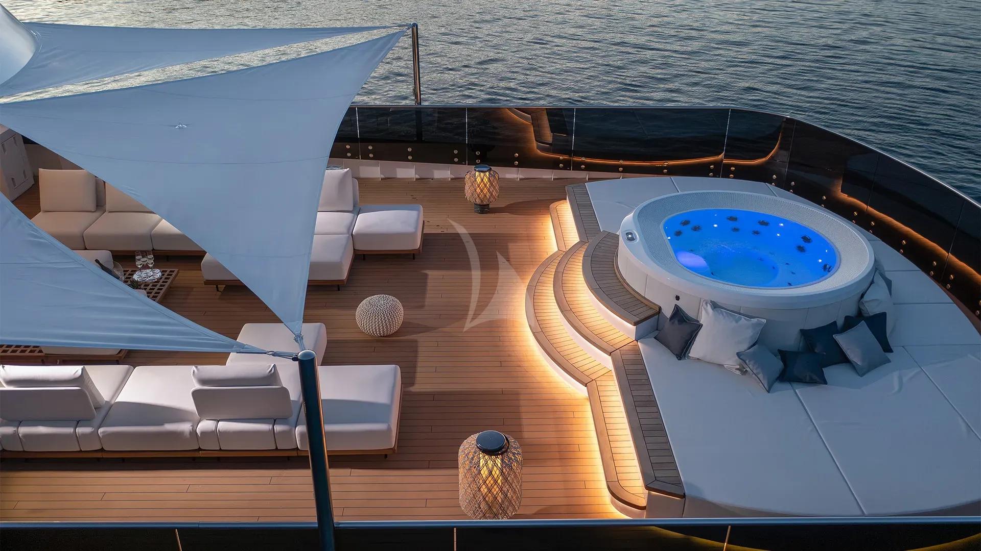 BLACK SWAN Charter Yacht