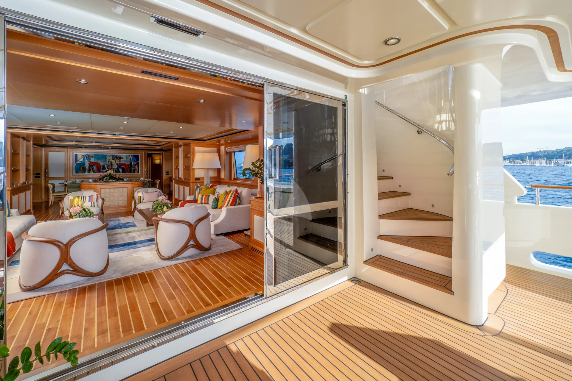HANA Charter Yacht