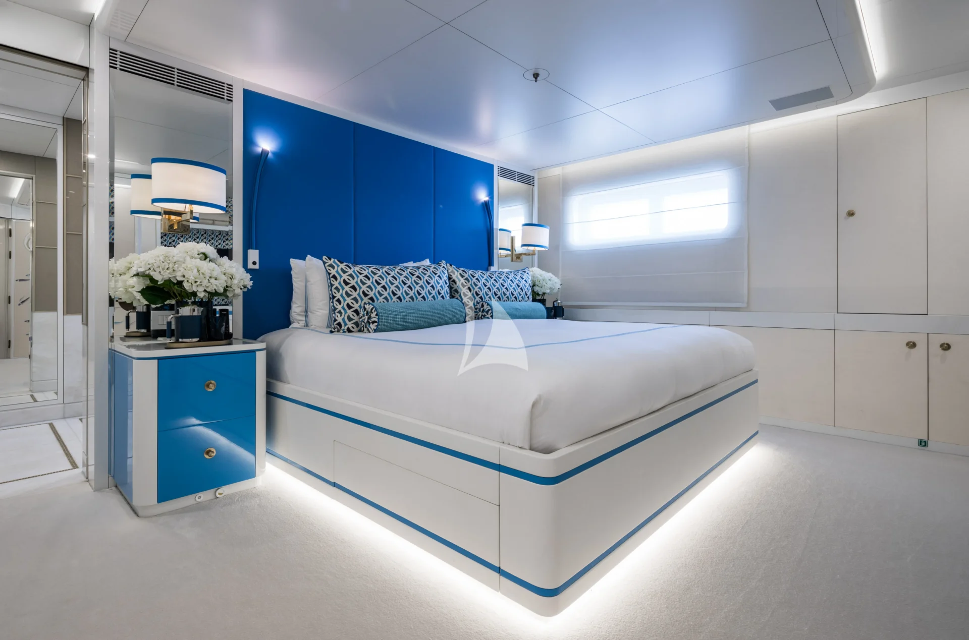 CORAL OCEAN Charter Yacht