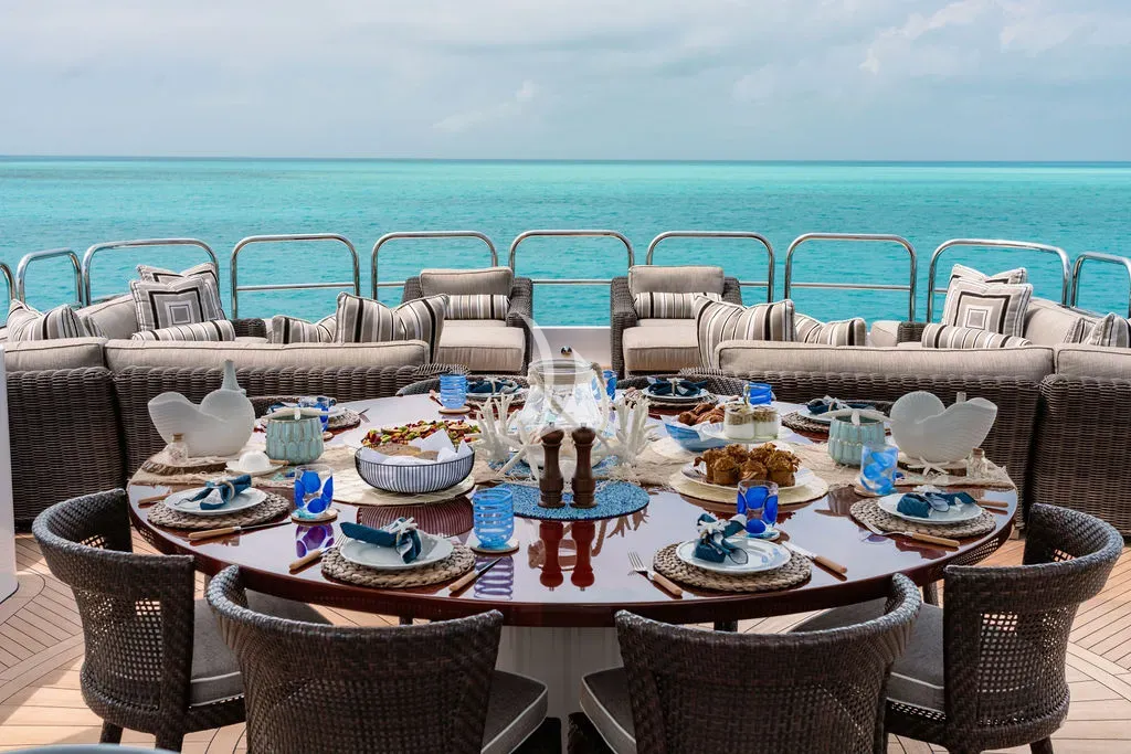 OCEAN CLUB Charter Yacht