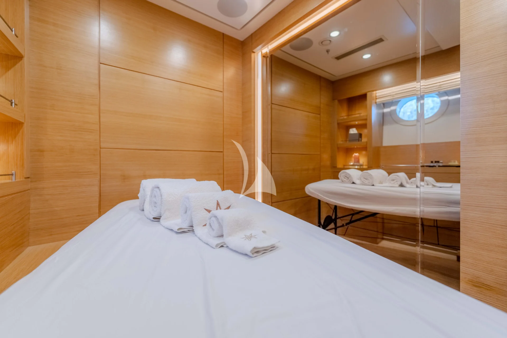 ARESTEAS Charter Yacht