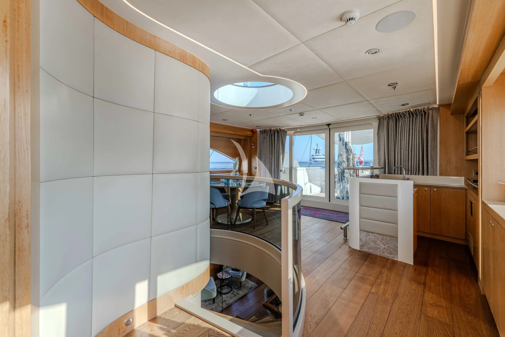 ARESTEAS Charter Yacht