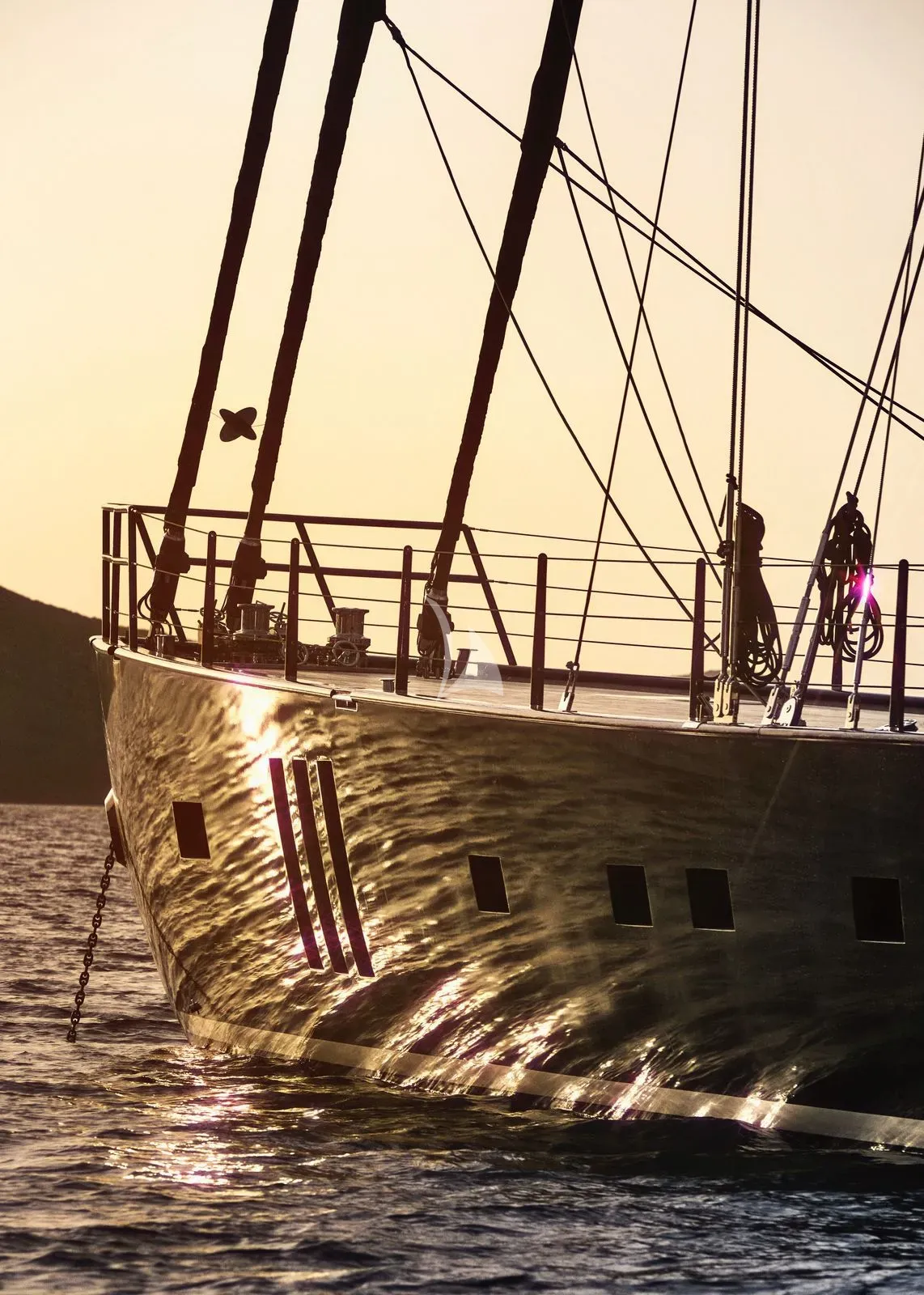 SEVEN Charter Yacht