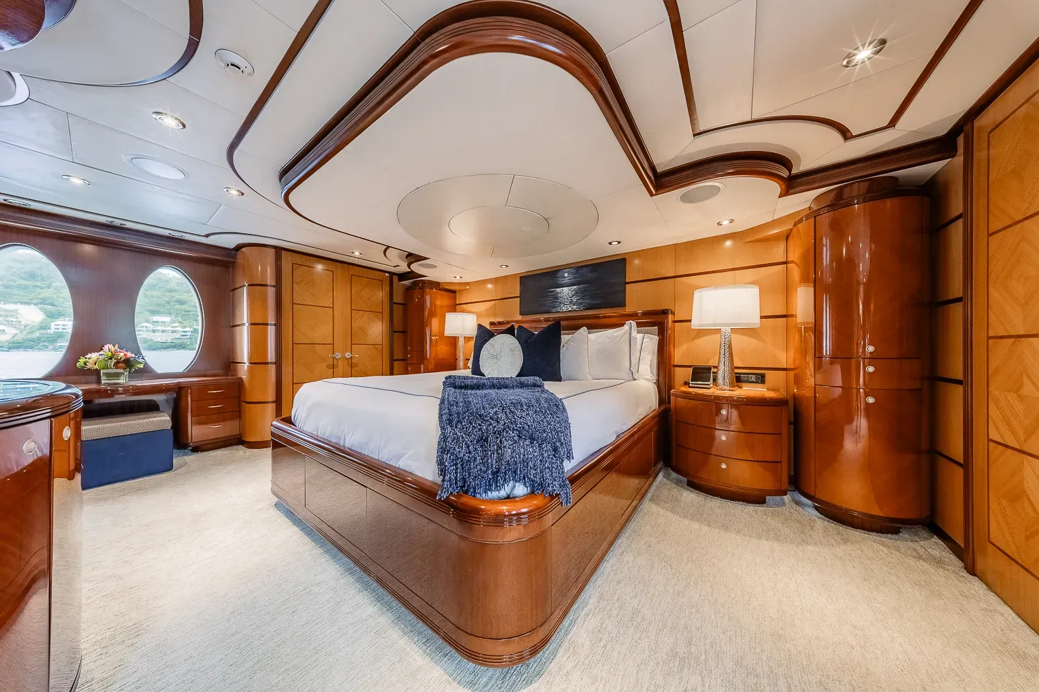 Just Enough Charter Yacht