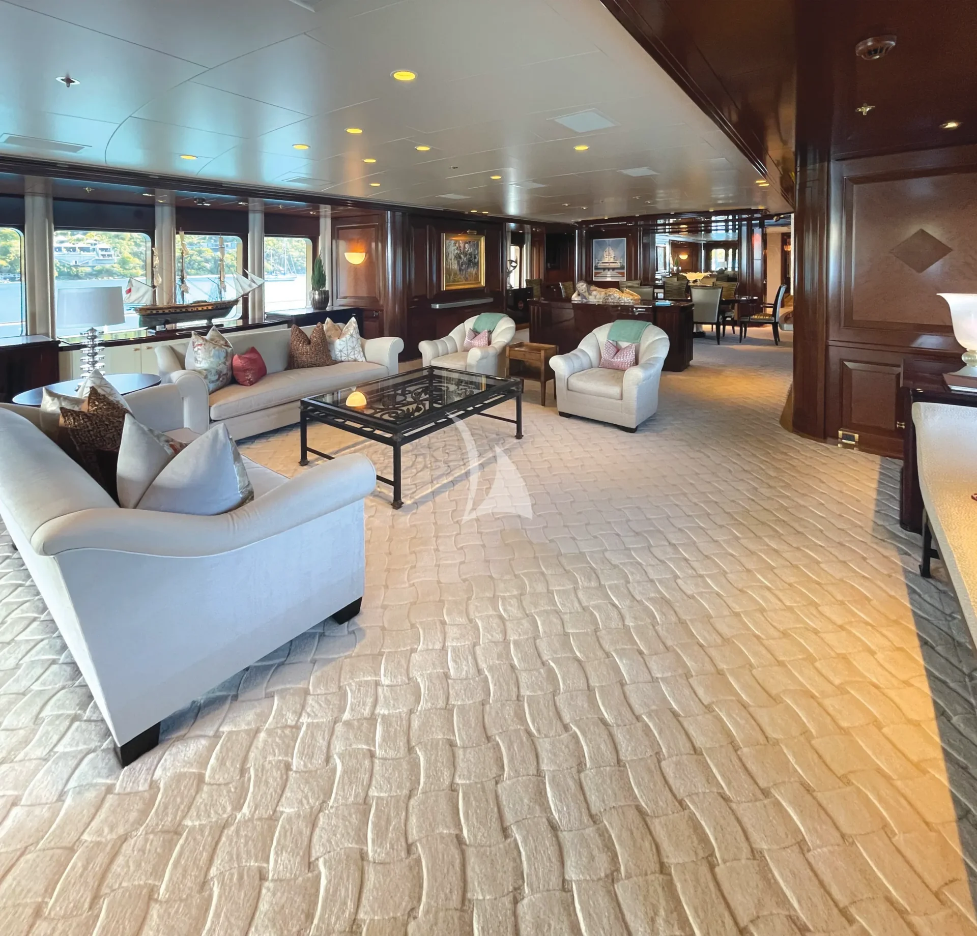 BLUE MOON Charter Yacht