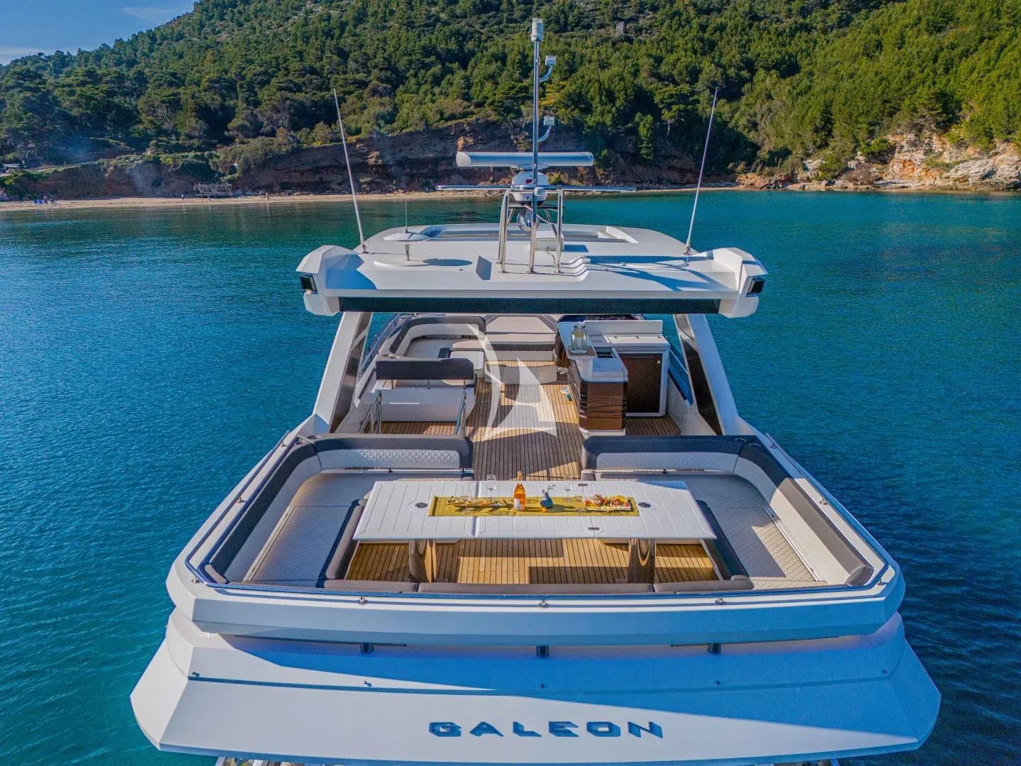 PARADISE Charter Yacht