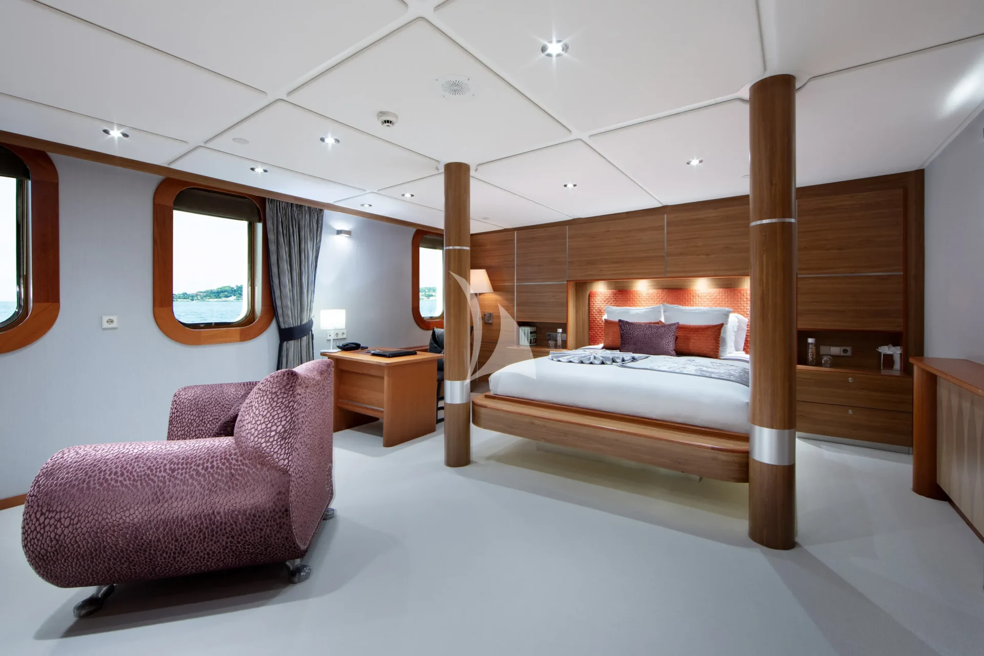 SHERAKHAN Charter Yacht