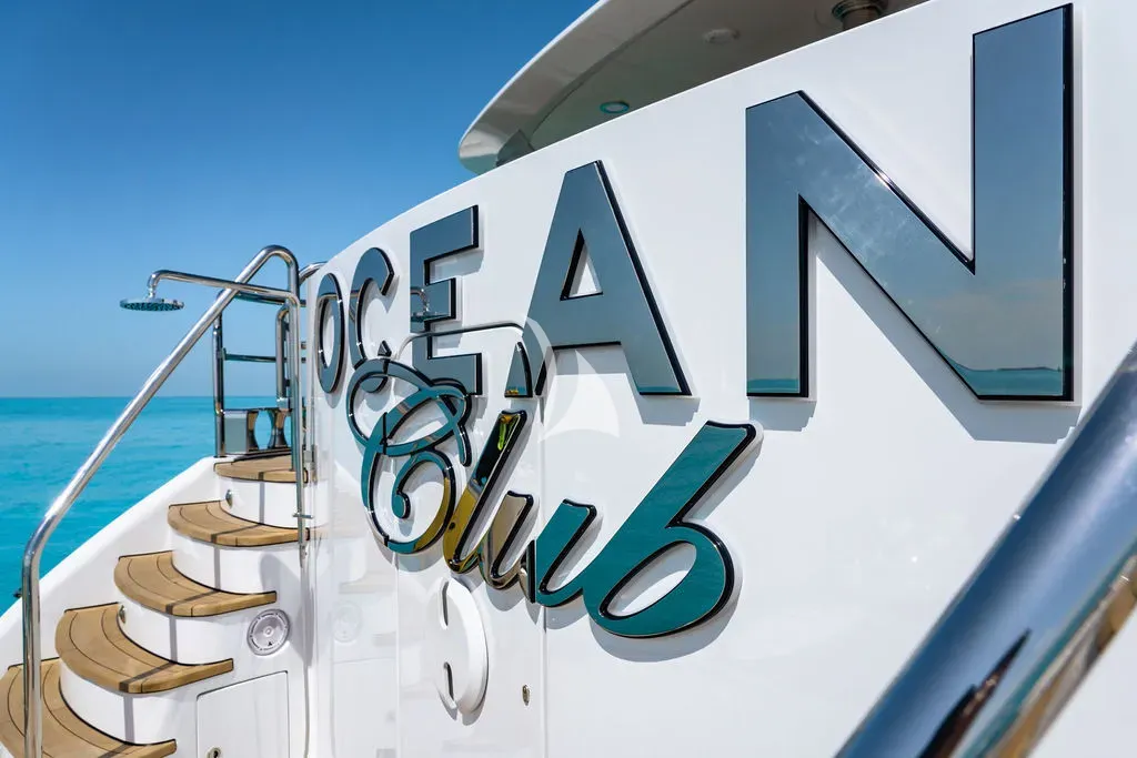 OCEAN CLUB Charter Yacht