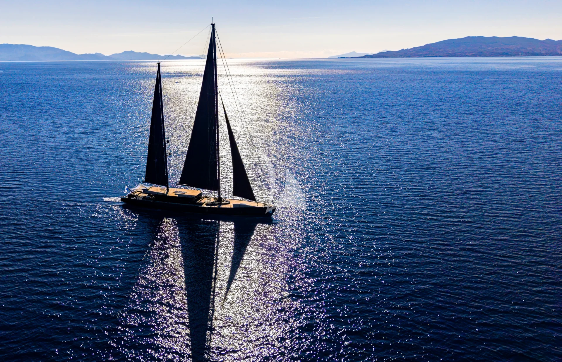 SEVEN Charter Yacht