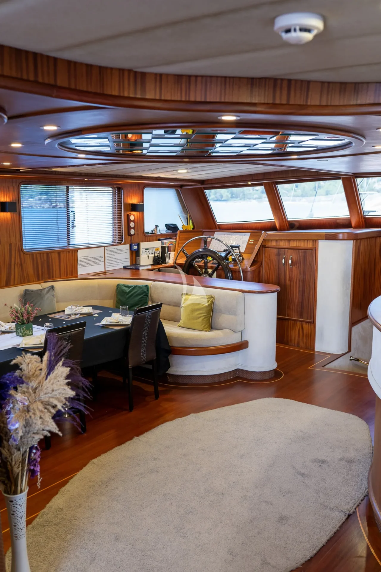 Nevra Queen Charter Yacht
