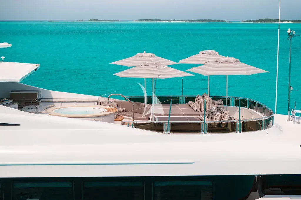 OCEAN CLUB Charter Yacht