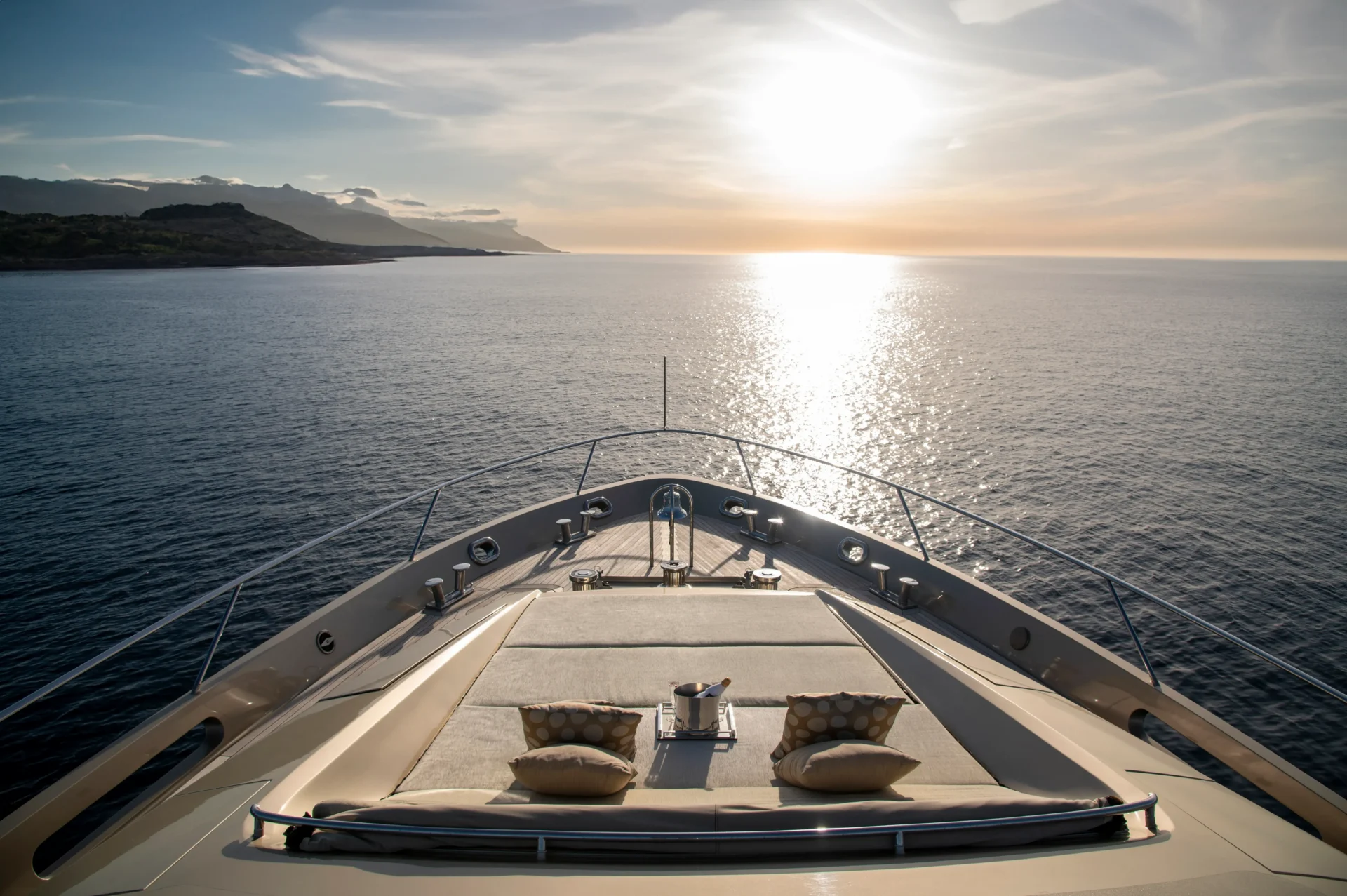 HOKULANI Charter Yacht
