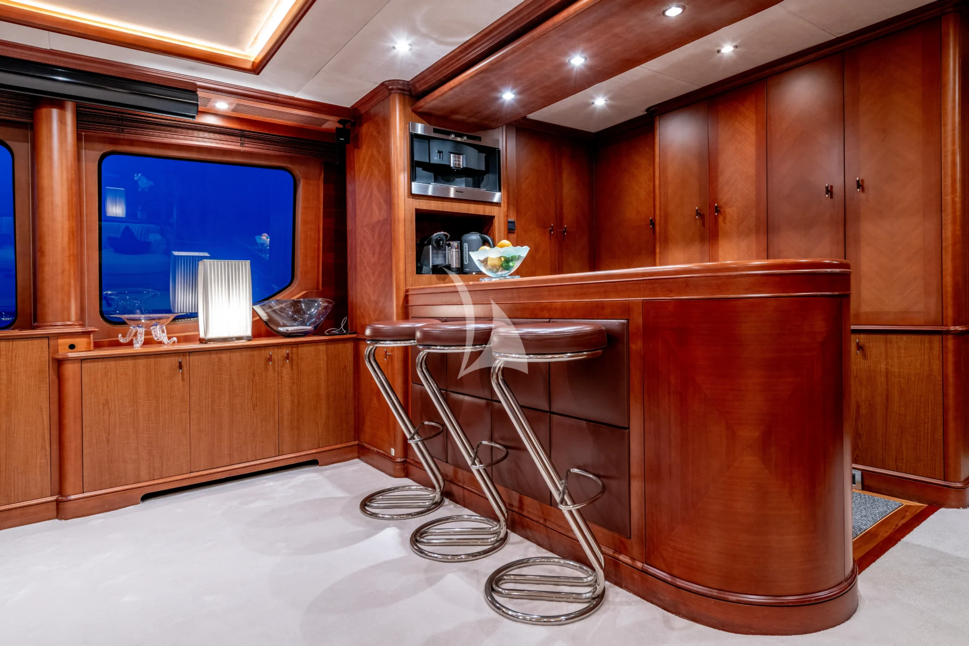 SEA BLUEZ Charter Yacht