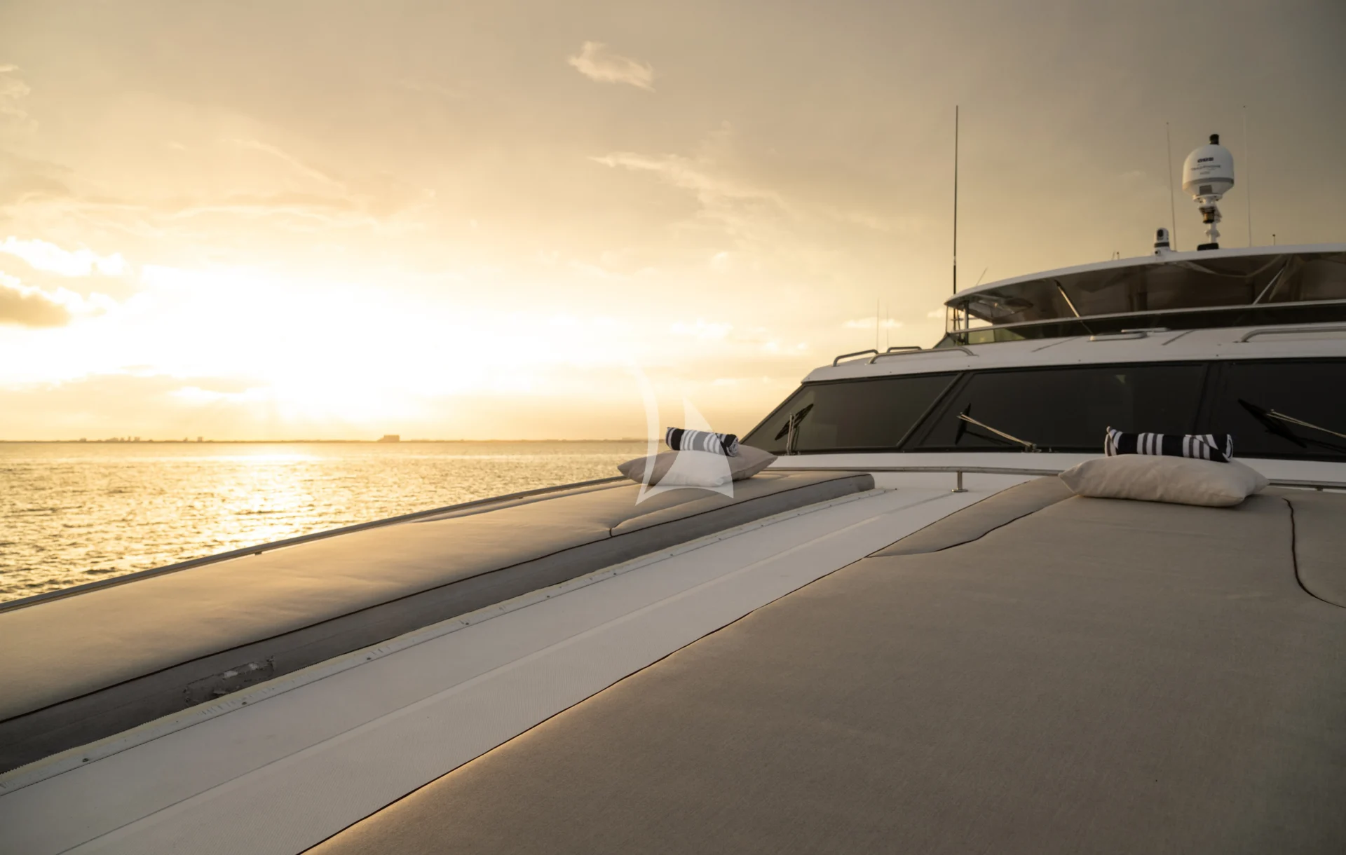 MARY KATHLENE Charter Yacht