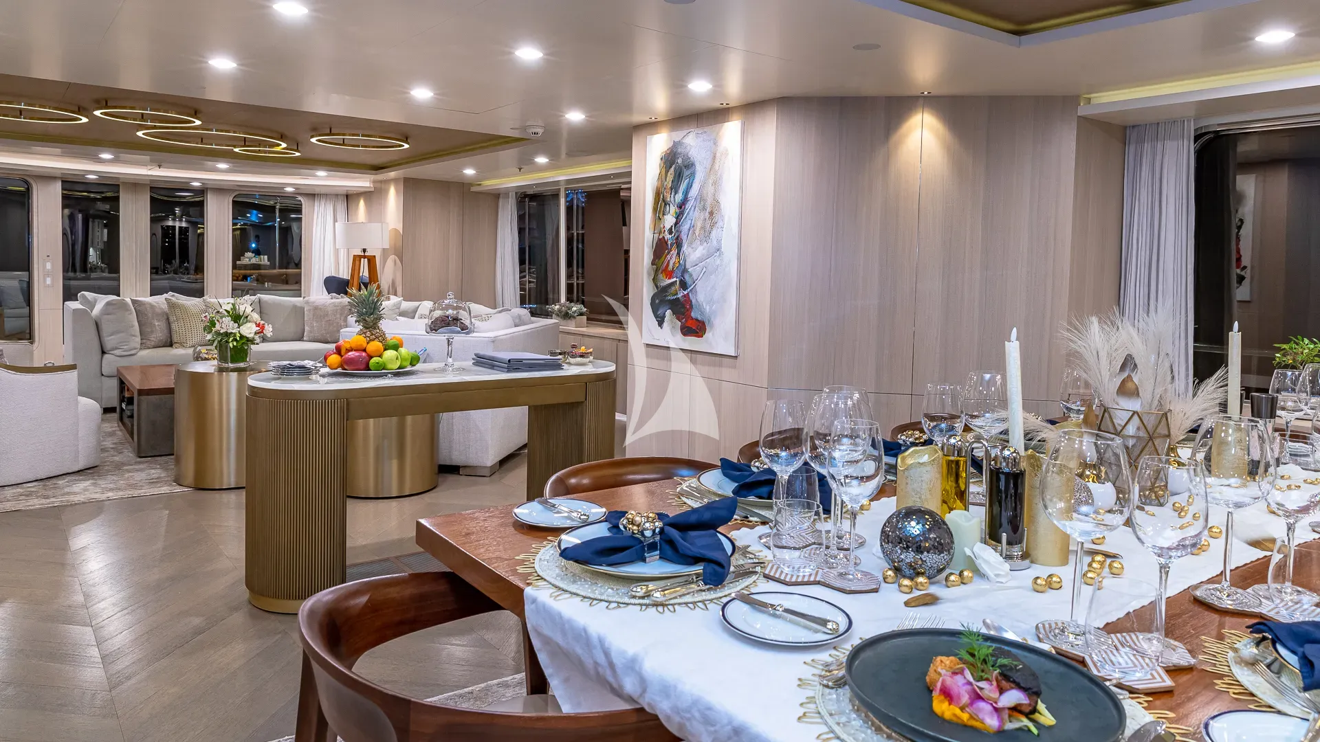 REVERIE Charter Yacht