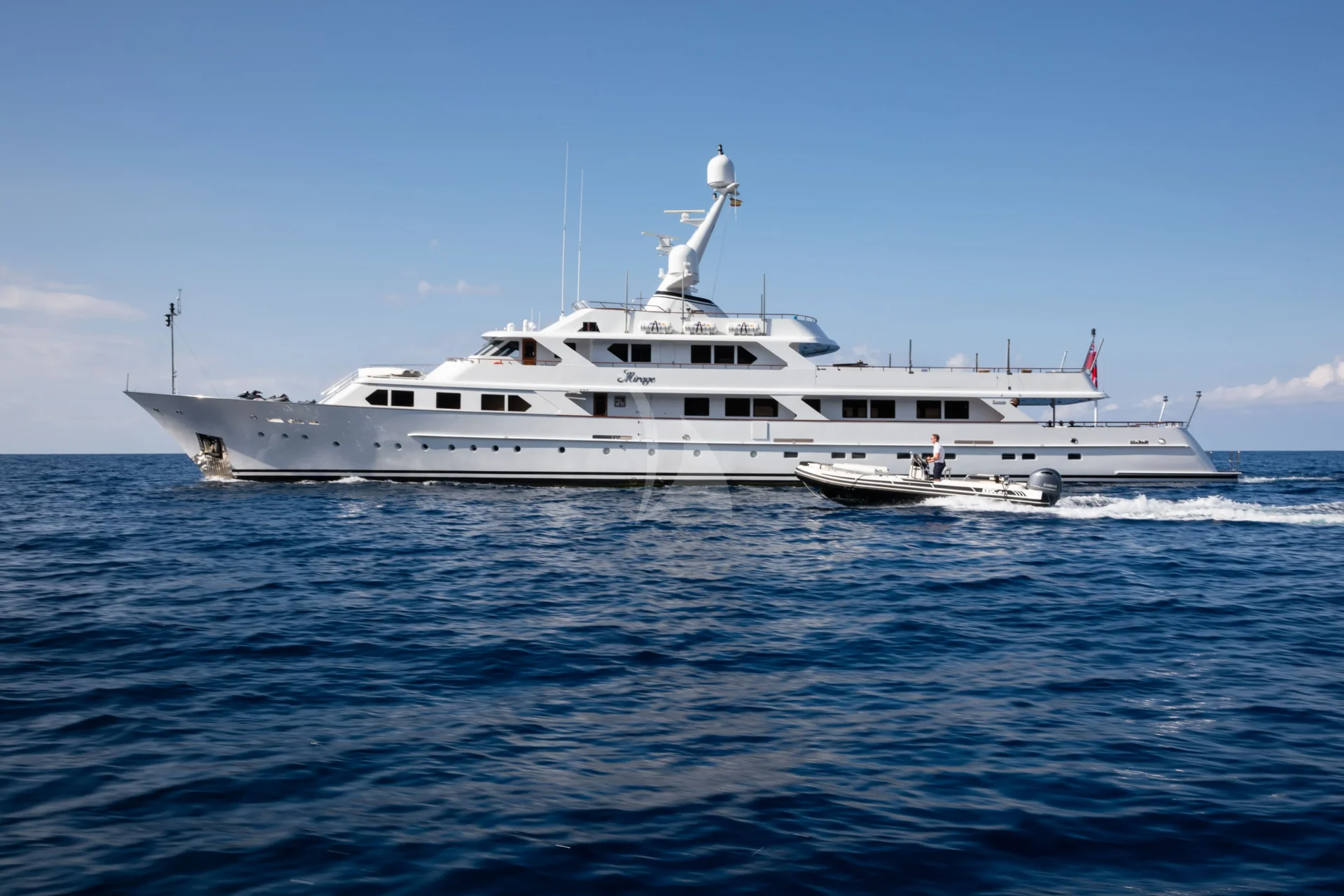 MIRAGE Charter Yacht