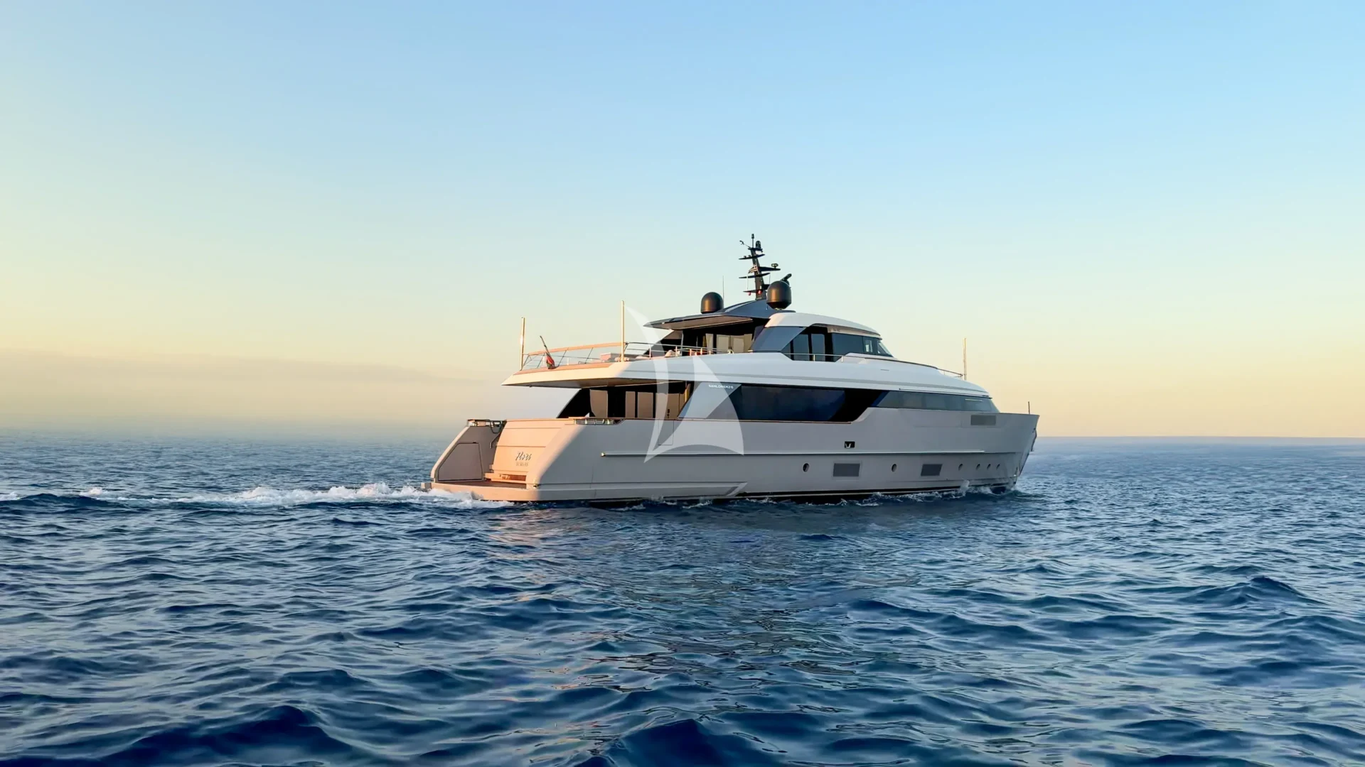 FLORI Charter Yacht