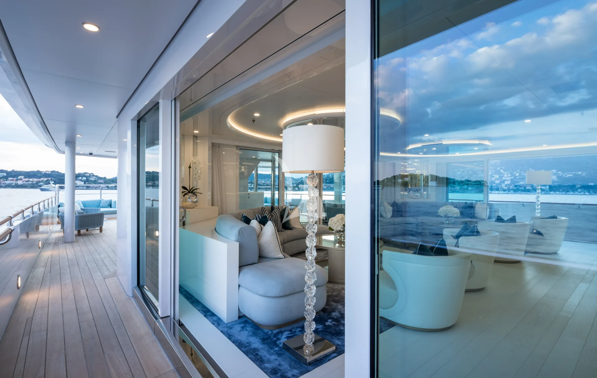 CORAL OCEAN Charter Yacht
