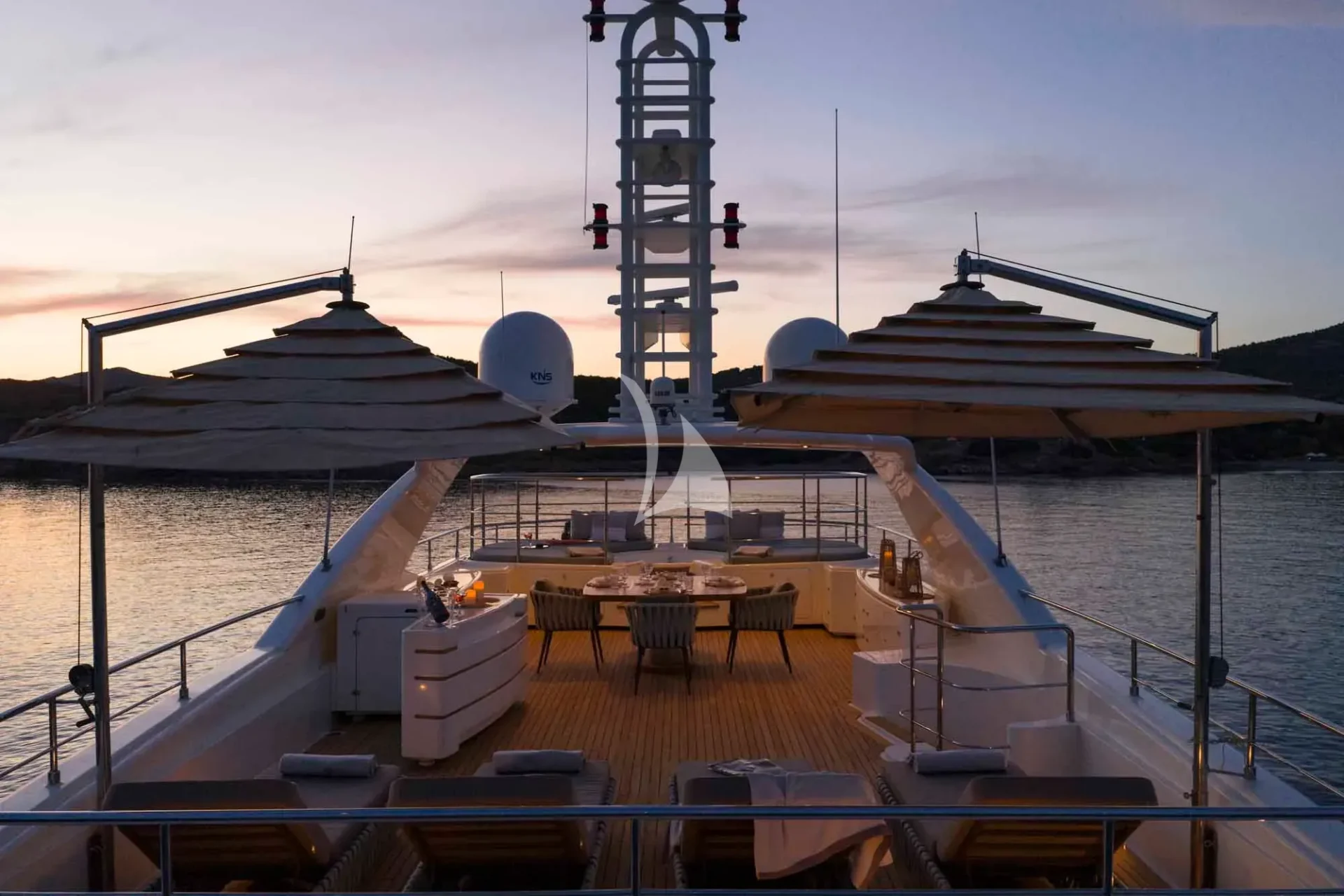 PARADISE Charter Yacht