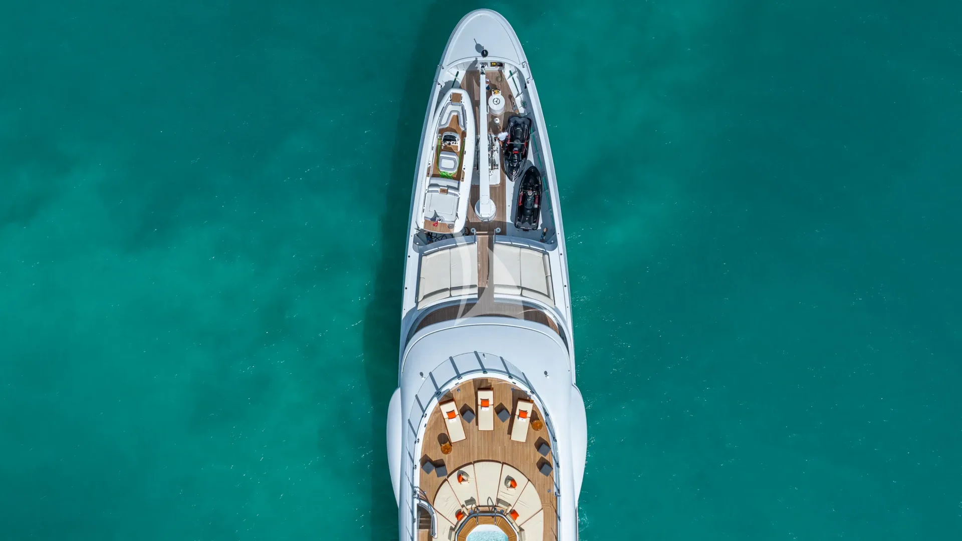 DEEP BLUE Charter Yacht
